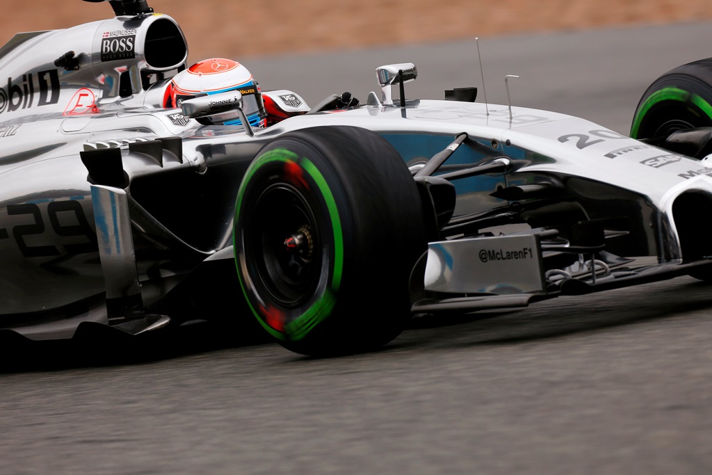 Der har været mulighed for Kevin Magnussen at prøve McLaren MP4-29 af i regnvejr
(Foto: McLaren Media)
